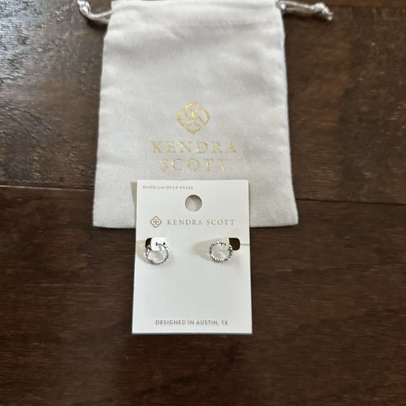 Kendra Scott-Filigree silver huggie hoop earrings-NWT - Picture 3 of 7